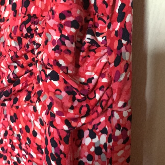 Sleeveless multi-pinks and navy above the ankle dress - Picture 3 of 7